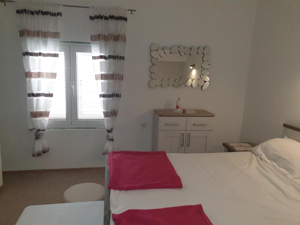 Ulica Dvori Narca 12 Apartment 4+2 Per. Baska  Luaran gambar